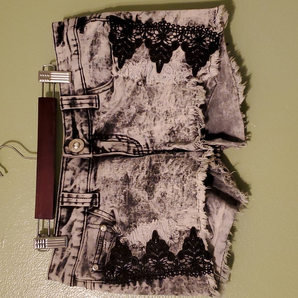 Daytrip Shorts - Size 26 - Grey - Capricorn fit